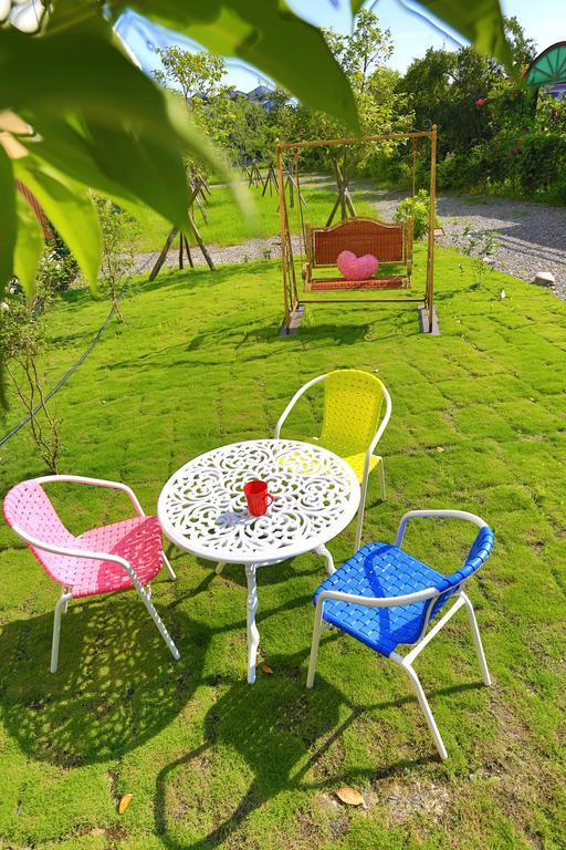 Flower B & B Dongshan  Luaran gambar